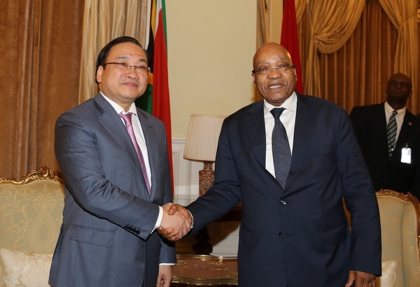 Vietnam, South Africa agree to strengthen communications relations  - ảnh 1